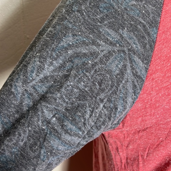 LuLaRoe Randy Top - Picture 2 of 5